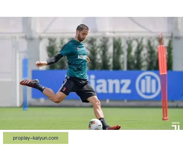 本坦库尔世界杯表现值得关注，展现出稳定的竞技状态与实力。